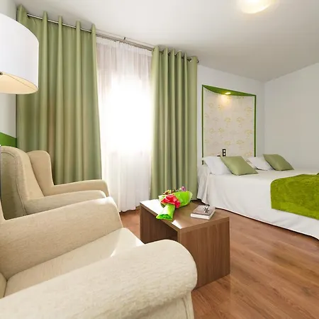 Otel Apolo Aínsa