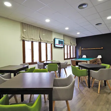 Apolo מלון אינסה